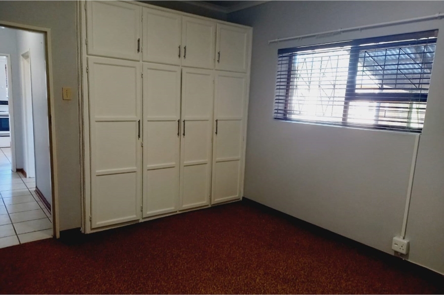 2 Bedroom Property for Sale in Albertinia Western Cape